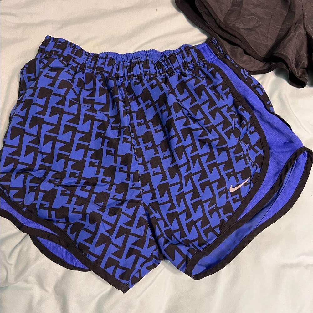 Size S Nike shorts!